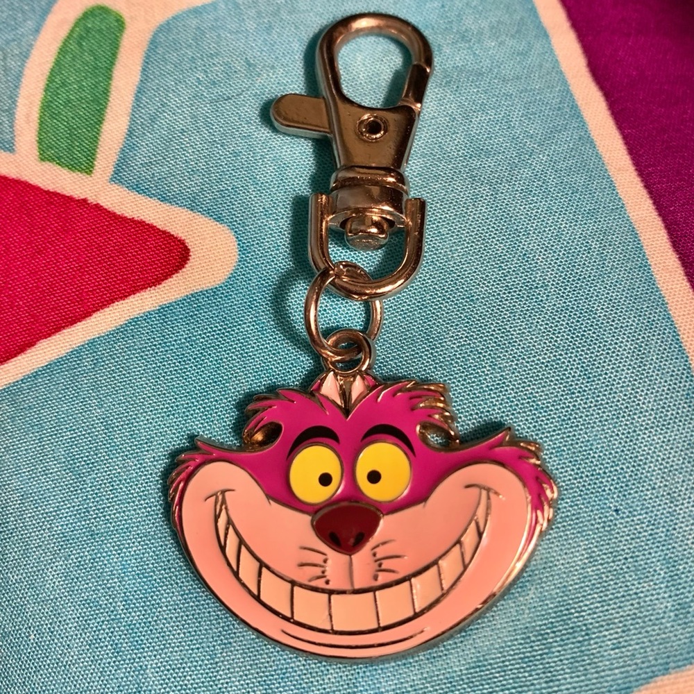 NWOT Disney 2016 Cheshire Cat Lanyard Medallion - Picture 6 of 6